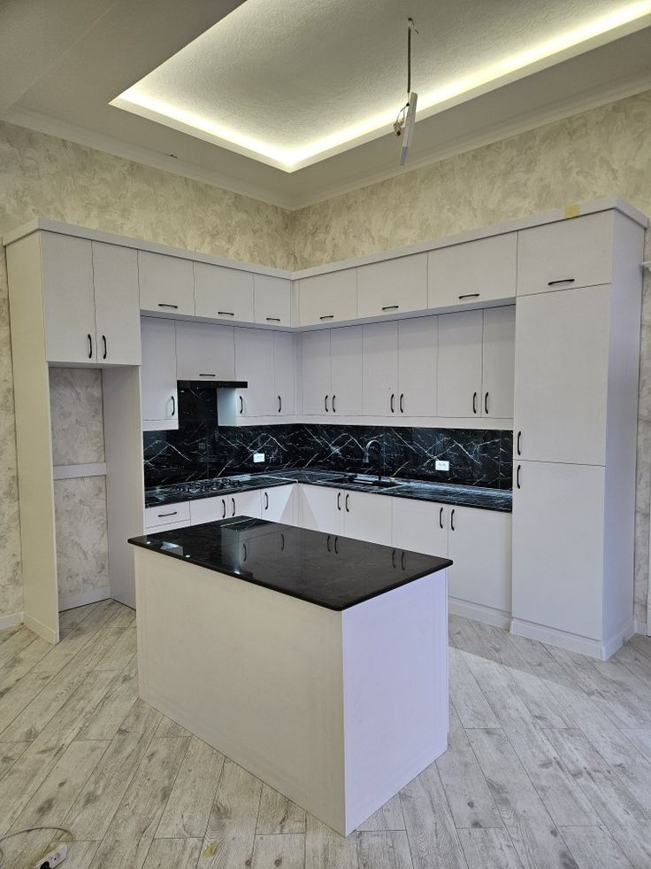 Kitchen 1