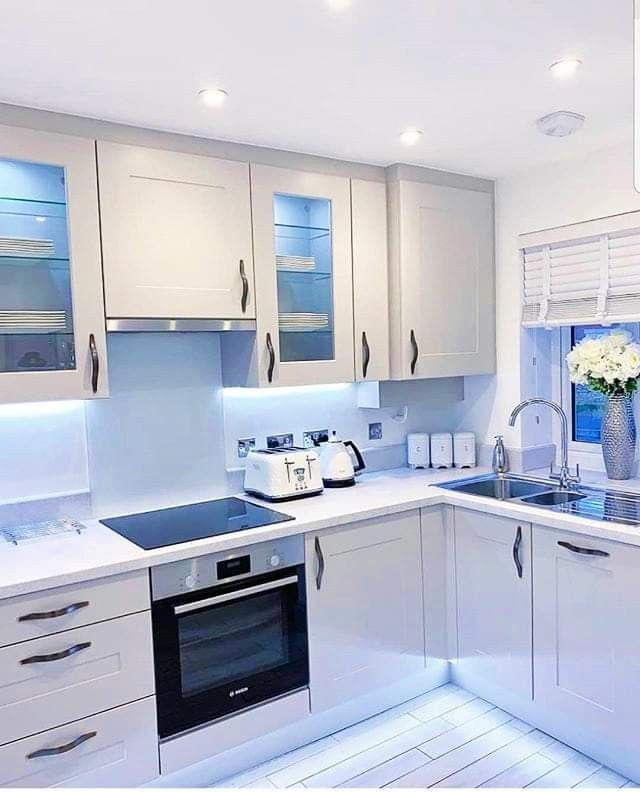 Kitchen 1